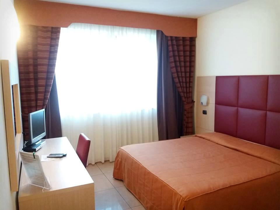 Hotel Panorama Cambiano Δωμάτιο φωτογραφία